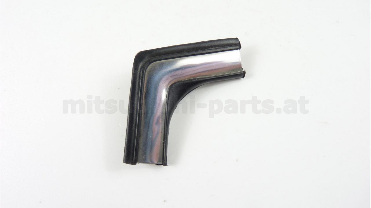 Verbindungsstück Zierleiste Heckscheibe, OEM Mitsubishi, Neu, Mitsubishi Colt C10A,, MB345585
