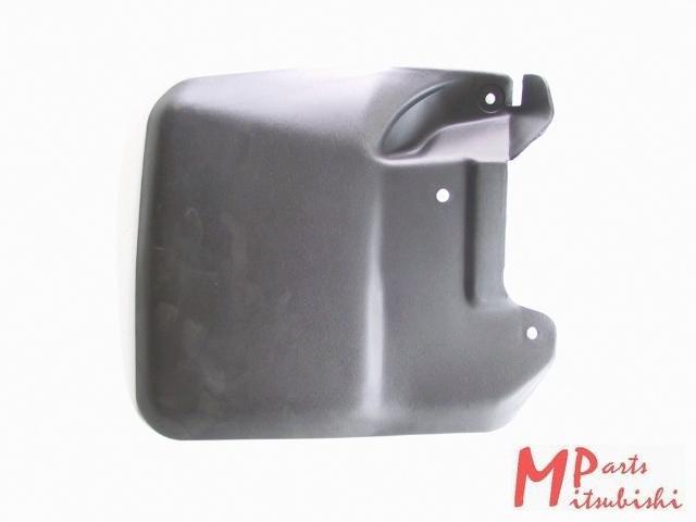 Schmutzfänger hinten links, OEM Mitsubishi, Neu, Mitsubishi L300 P0/1/2_W,, MB417043