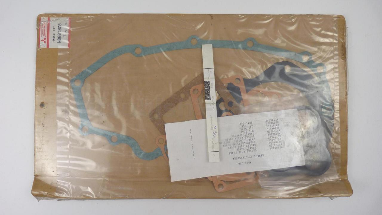 Dichtungssatz Verteilergetriebe, Neu, Mitsubishi Pajero L040G/L140G,, OEM OEM Mitsubishi, MB861978