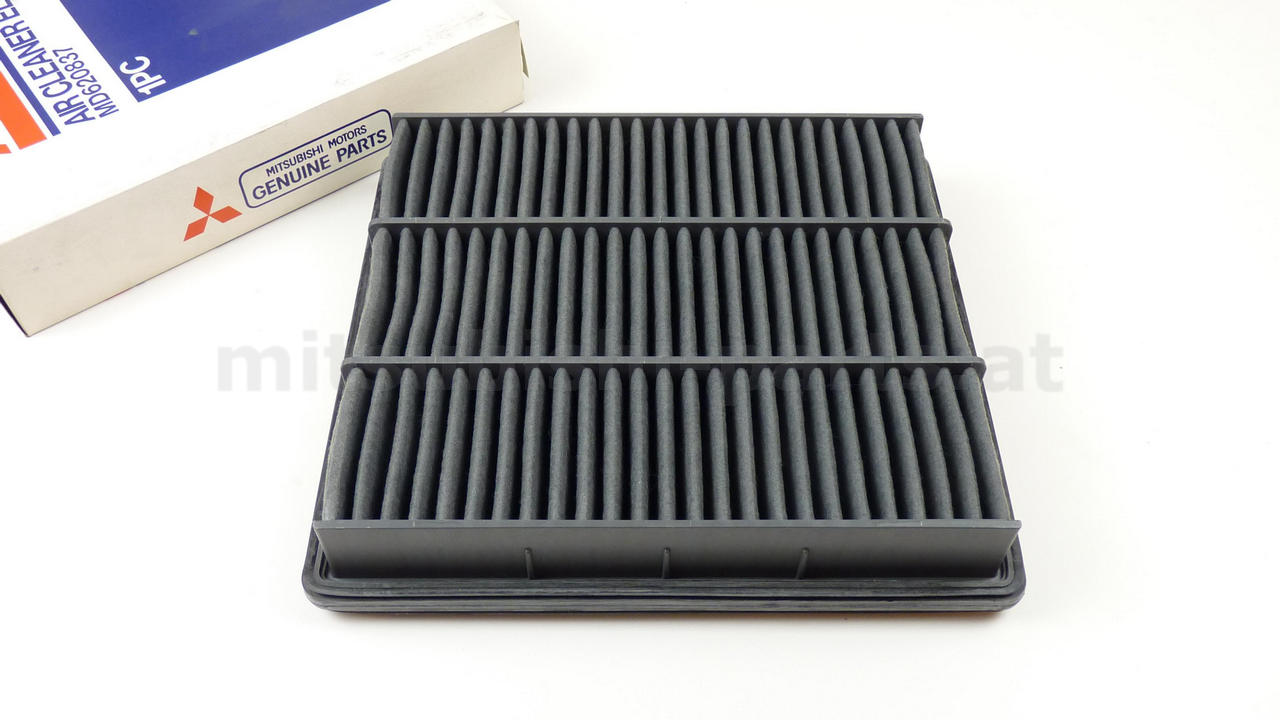 Luftfilter, OEM Mitsubishi, Neu, Mitsubishi Pajero V20/40W,, MR571473, MD620823, MD620837