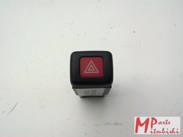 Warnblinkschalter, Gebraucht, Mitsubishi Carisma DA0A, Space, OEM OEM Mitsubishi, MR270315, MR911155, MR913802